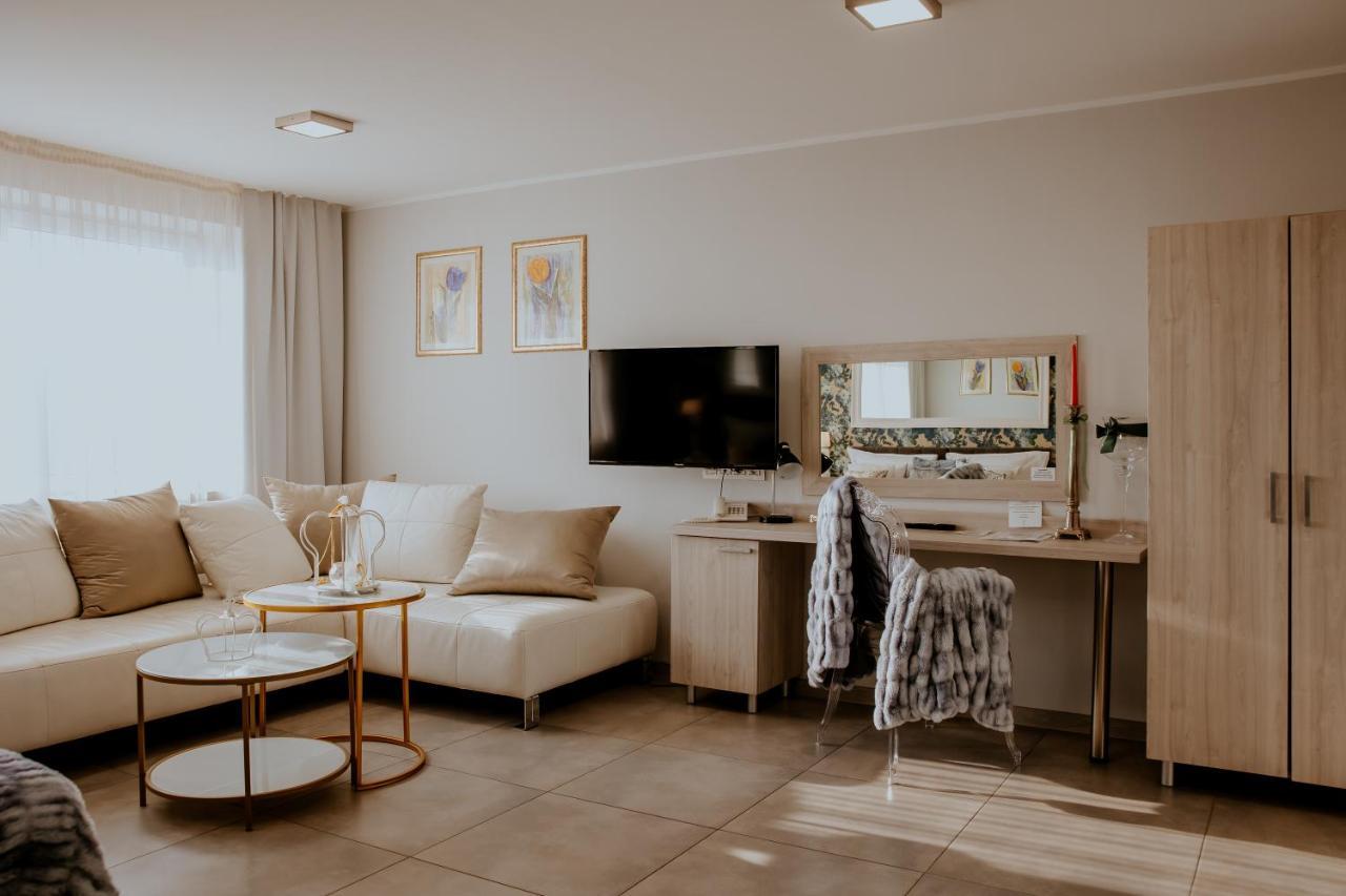 Hotel Greys Polonia Zasutowo 외부 사진