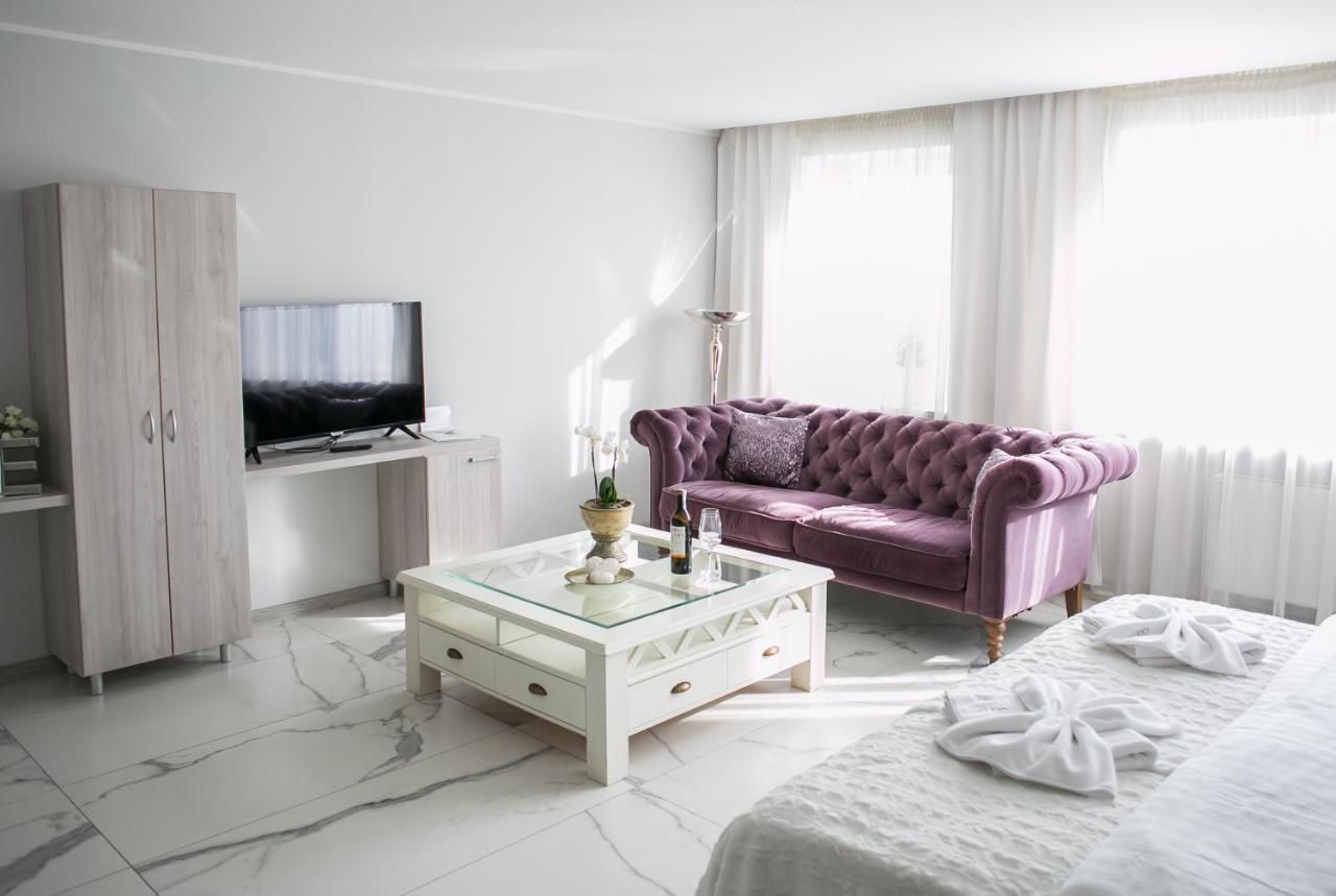Hotel Greys Polonia Zasutowo 외부 사진